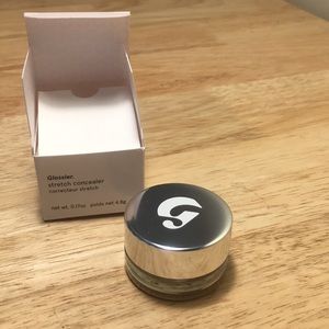 GLOSSIER unopened stretch concealer